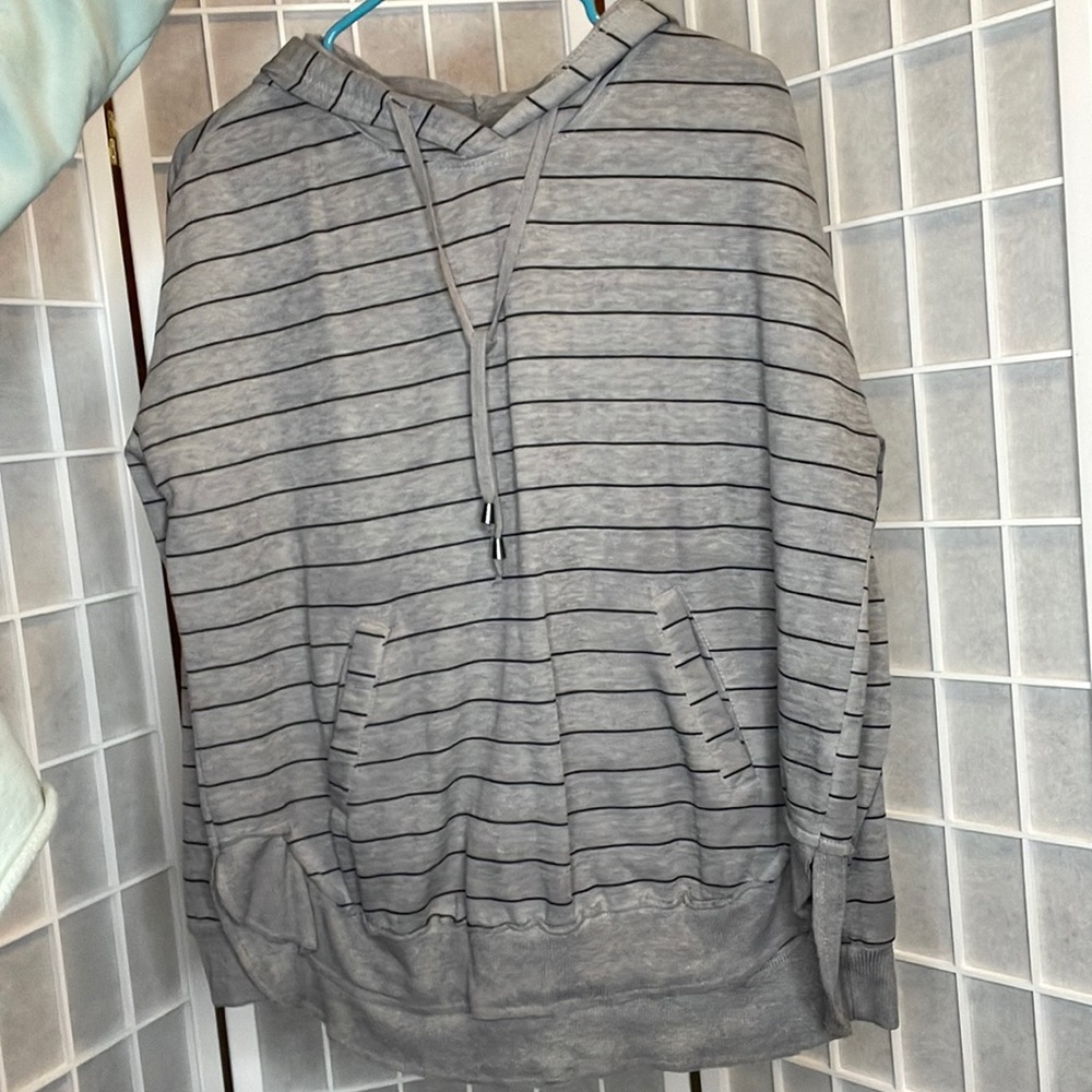 Stripped long sleeve